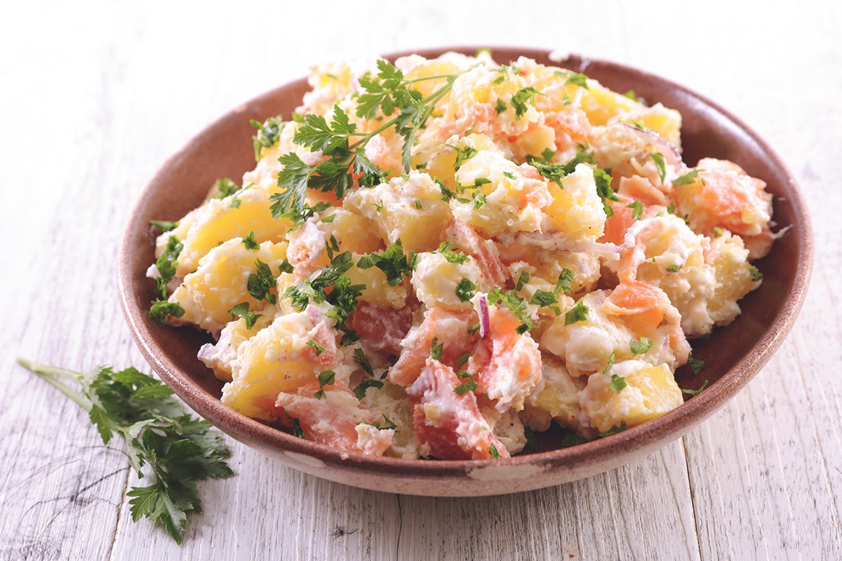 Ensalada de patata y salmón ahumado