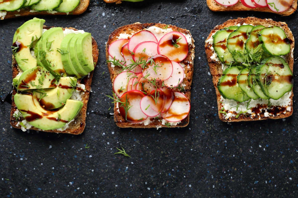 Tostadas saladas con infusión - Fine Dining Lovers