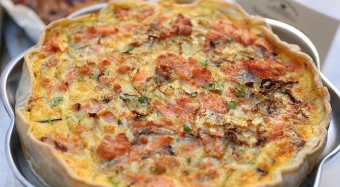 Tarta salada de salmón e hinojo