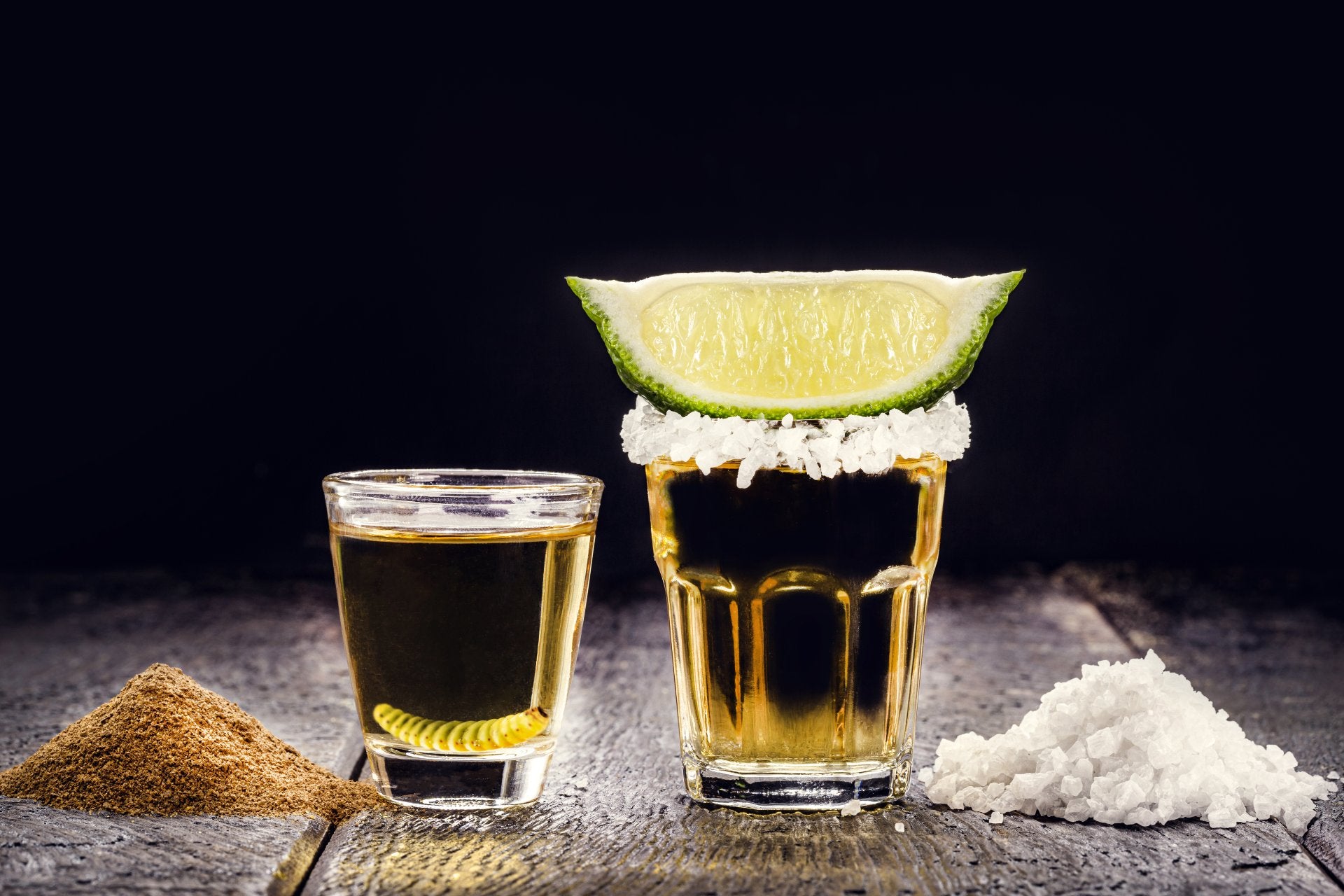 mezcal-diferencias-entre-tequila