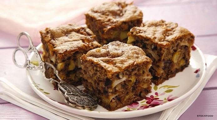 Pastel de manzanas y nueces pecanas