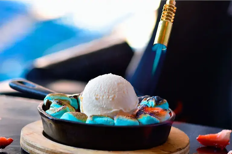 Azul Restaurant Bar