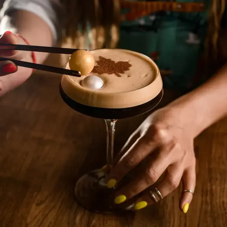 Las ocho mejores guarniciones para cócteles y cómo utilizarlas