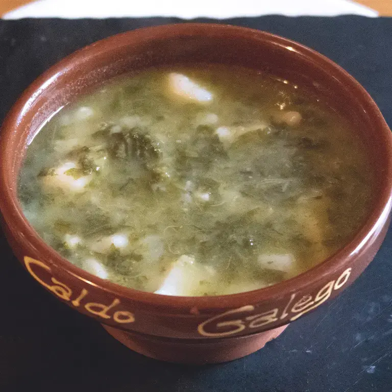 Caldo_gallego