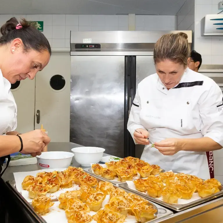 mesa de las estrellas cocina