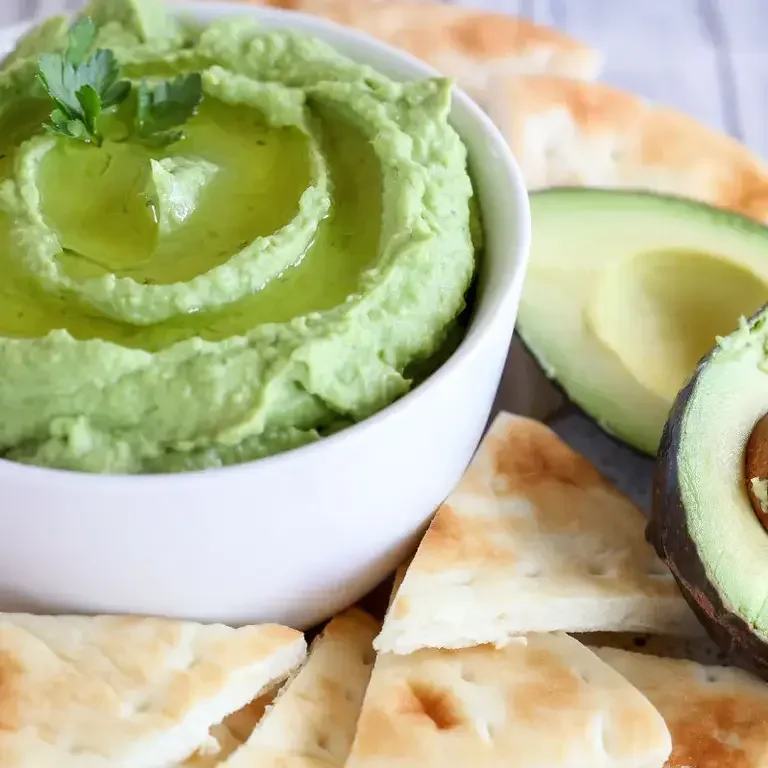 Hummus de aguacate - Fine Dining Lovers