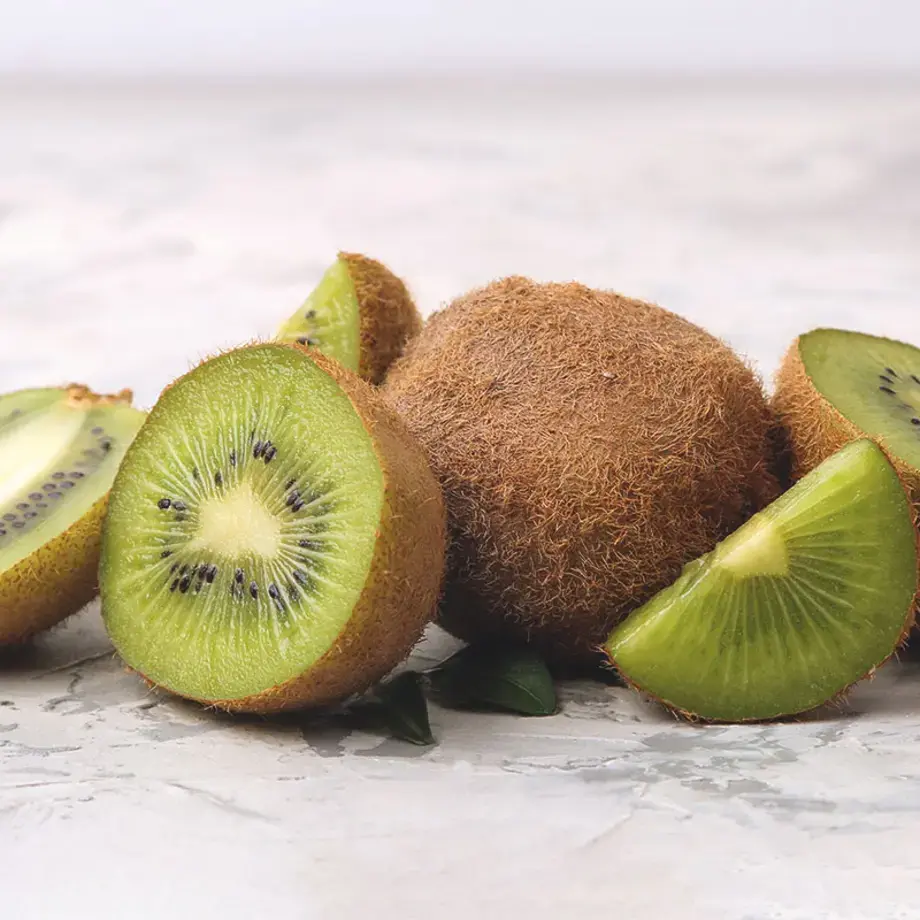 Cómo cortar un kiwi