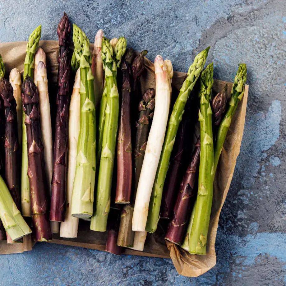 Seis variedades de espárragos y cómo cocinarlas