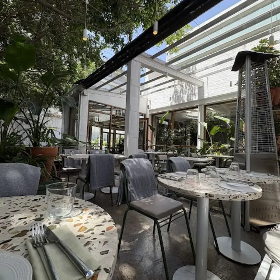 AIRE LIBRE. Cocina Porteña. Jardín urbano.