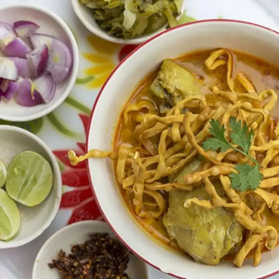 Sopa tailandesa Khao Soi