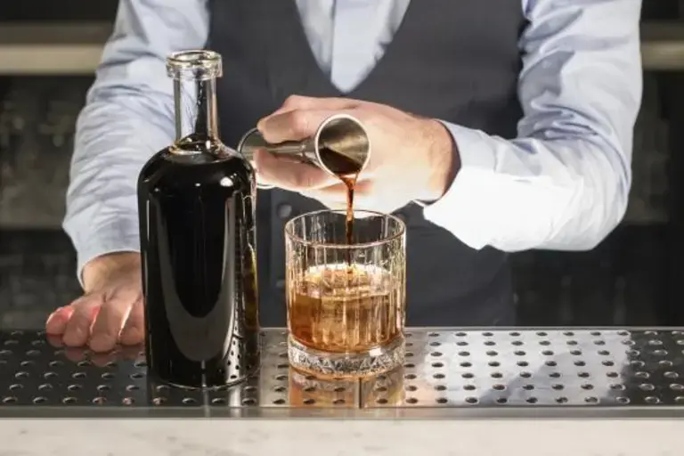 El cóctel Ruso Negro: la receta original