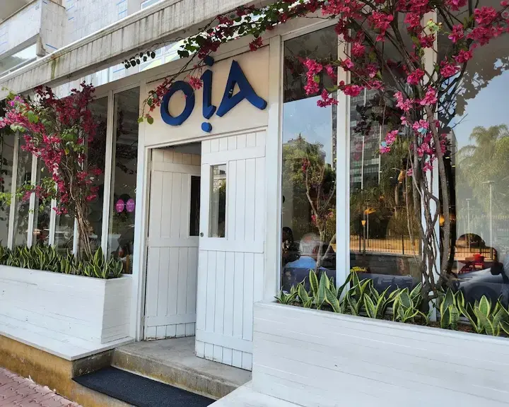 Oia