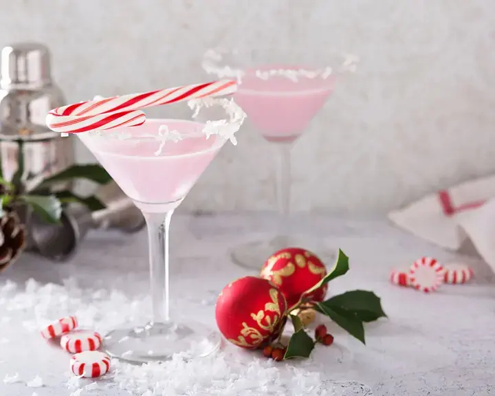 Candy Cane Martini - Fine Dining Lovers
